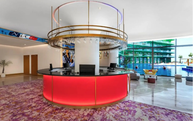 Отель Voco Dubai Monaco The Heart of Europe