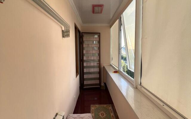 Na Prospekte Tauke Khana 33/3 Apart Hotel