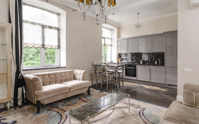 Apartments 3h Komnatnyie Roskoshnyie Appartamentyi