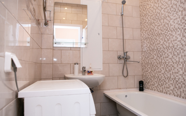 Квартира 1-комнатная в мкр. Славянский 1/4