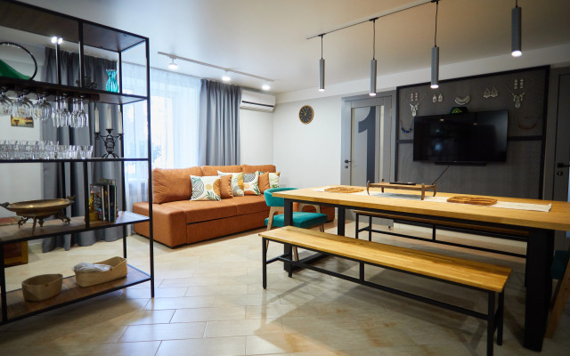 Na Dekabristov 10 Flat