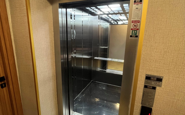 H&L Suites Hotel