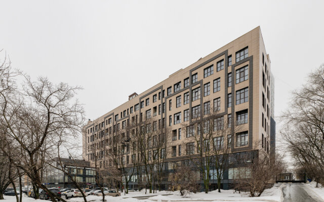 5122 U Metro Seligerskaya Apartments