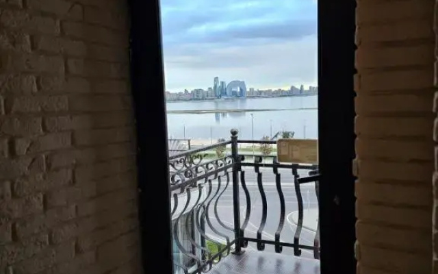 Crown Suites
