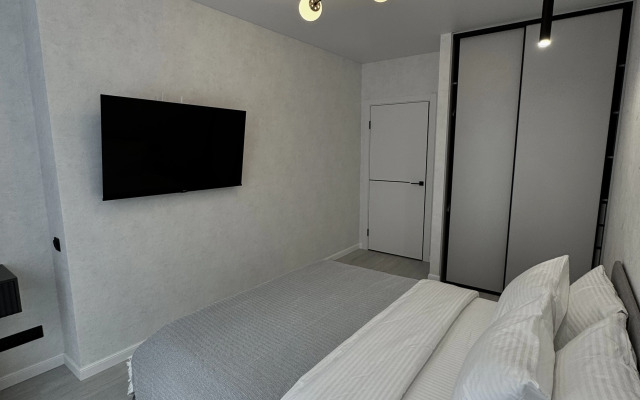 Апартаменты Двухкомнатные на Строителей 60/4