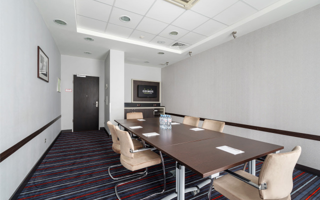 Cosmos Smart Voronezh Hotel