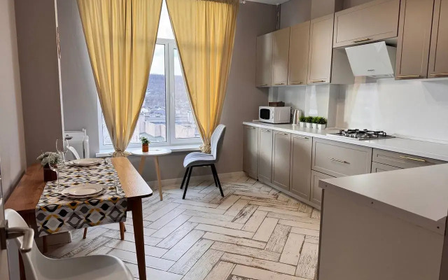 Nalchik Ulitsa Atazhukina 2a Flat