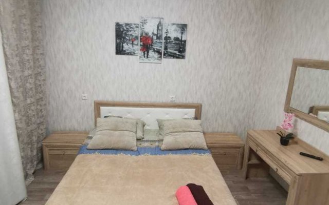 Na Ulitse Georgiya Velichko (229) Flat