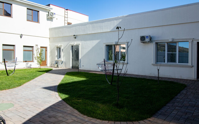 Villa Aila Guest House