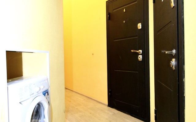 Na Chaykovskogo 40 Flat