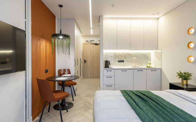 Biznes-Klass Naprotiv Metro Apartments