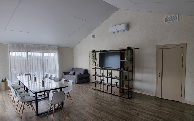 N1 Chetyre Sezona Guest house