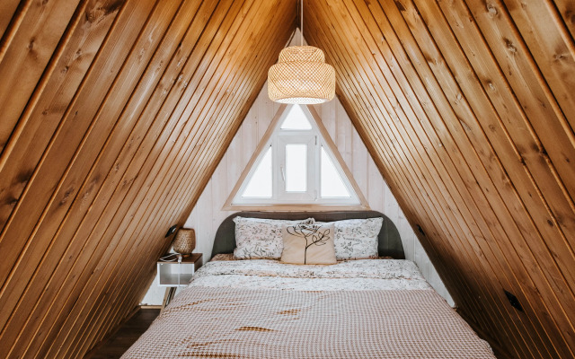 Частный дом Дом с подогреваемым бассейном и чаном