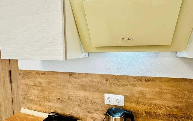 Uyutnaya v Kommunarke vblizi Metro Potapovo Flat