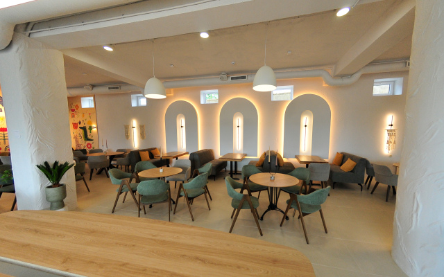 Kazak Club Hotel