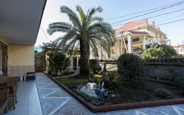 Guest House Fountain