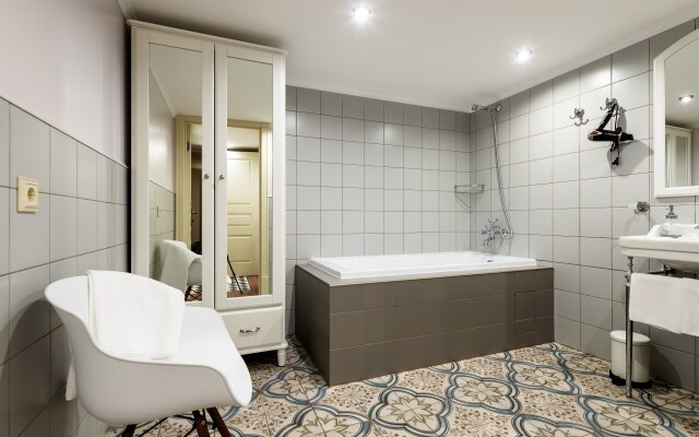 Апартаменты D на Чайковского с двумя спальнями №3