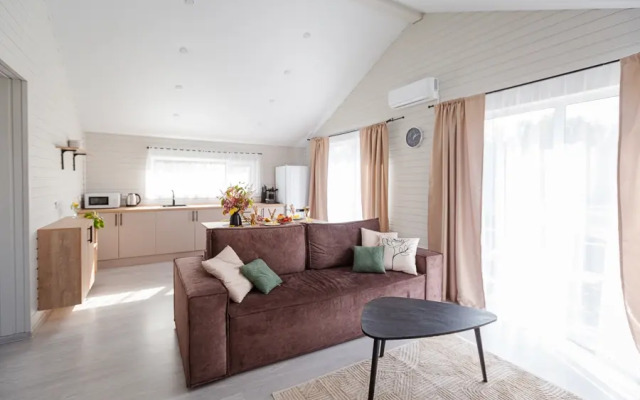 Частный дом Озёрный 374