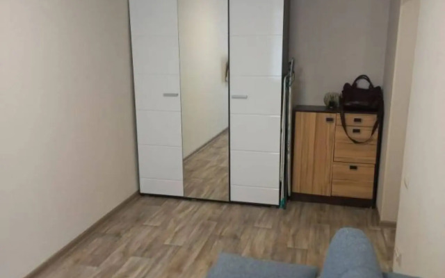 Na Ulitse Bashidze 8 Flat