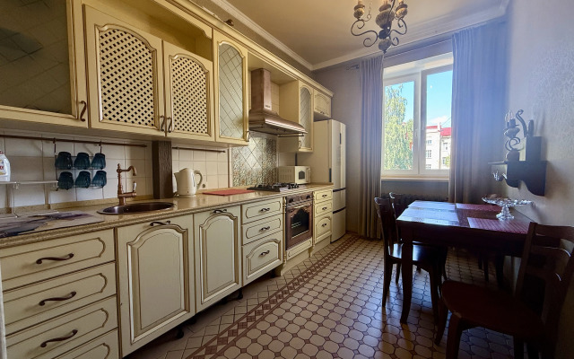 Anglijskij Shik Flat