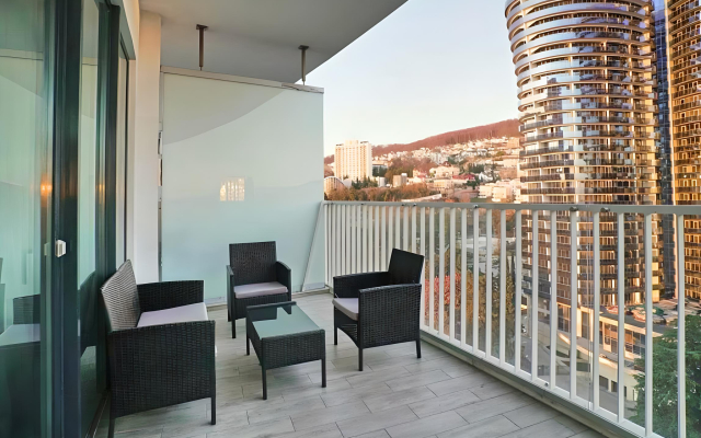 Апартаменты с Бассейном на Территории