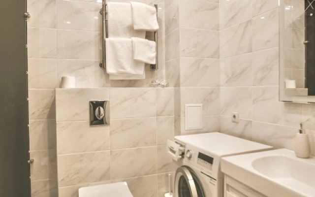 Apartament White v Rezidentsii Baykalskiye Kholmy