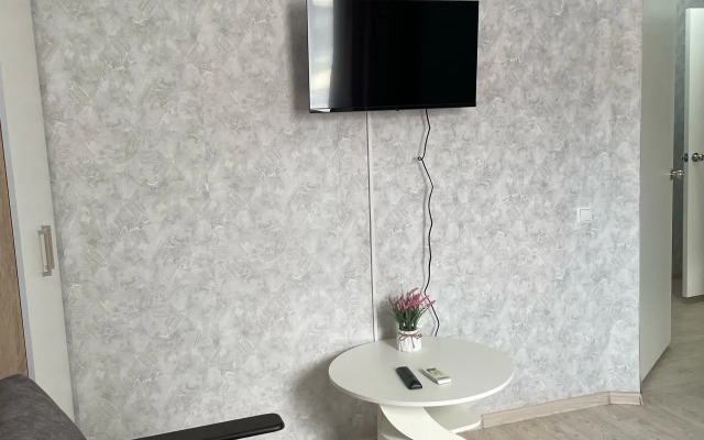 Posutochno Chernomorskaya Flat