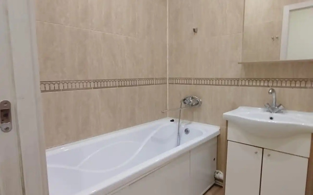 Vostochnaya Flat