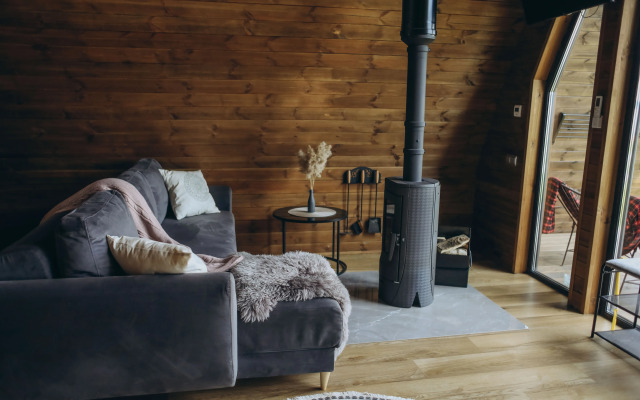 Mandala Domiki U Ozera Glemping