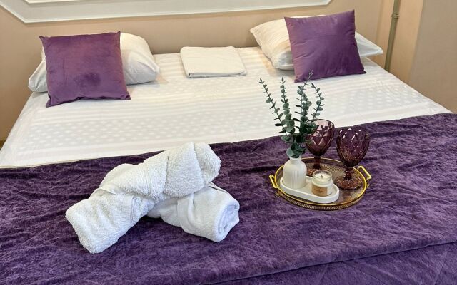 Na Prospekte Tauke Khana 33/3 Apart Hotel
