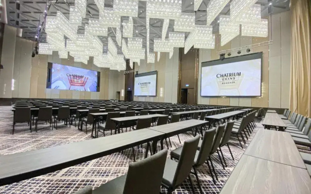 Отель Chatrium Grand Bangkok