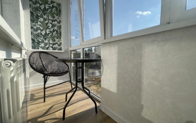 Avtorskie s sezonnym bassejnom  Apartments