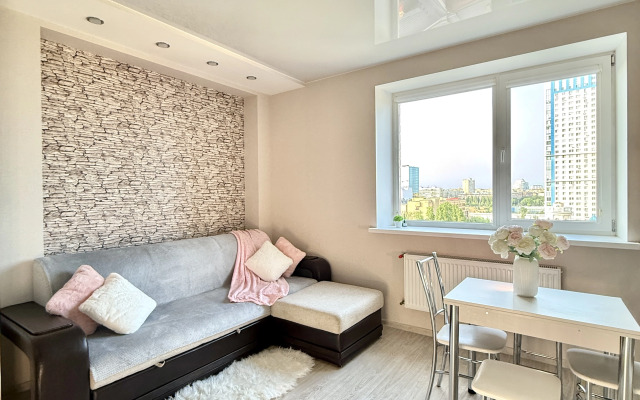 Uyutnaya S Vidom Na Volgu I Volzhskie Parusa Flat