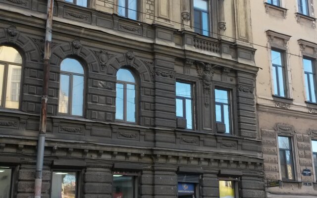 Мебелированные комнаты в Кузнечном переулке