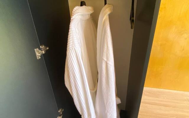 Peak Lodge Living Quarters