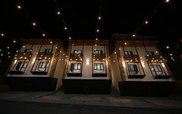 Отель Taniqinn Dilijan Cottages