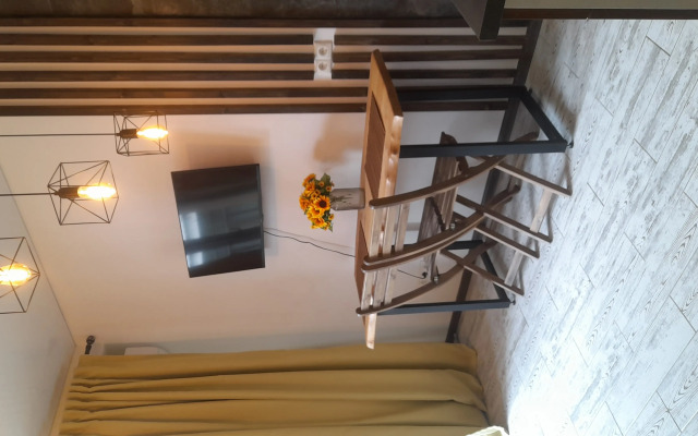 Uyutnaya studiya s lichnym khammamom Flat