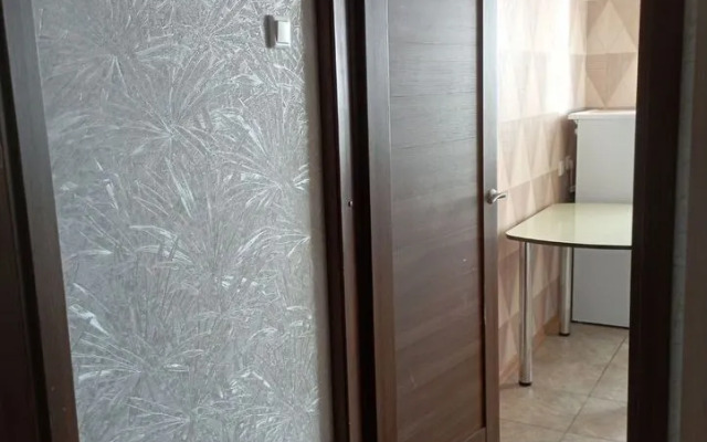 Na Ulitse Generala Lavrova 16 Flat