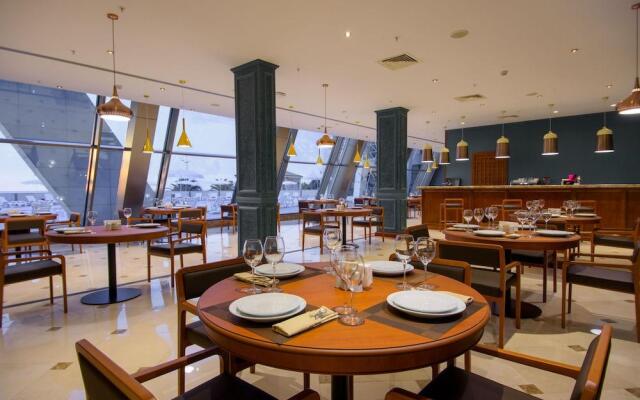 The Grand Gloria Hotel