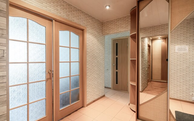 Standart s Dvumya Komnatami Apartments