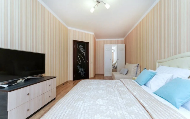 Квартира на Героя Сарабеева