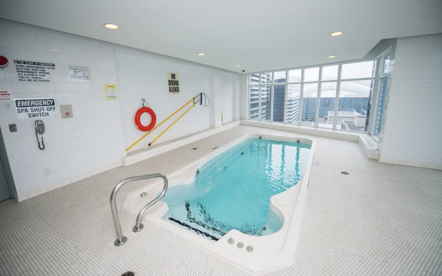 Stunning Downtown Condos Apartment Hotel
