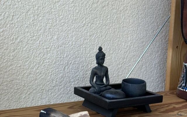 Апартаменты на улице Струве 6