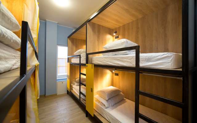 Bee Station Hotel