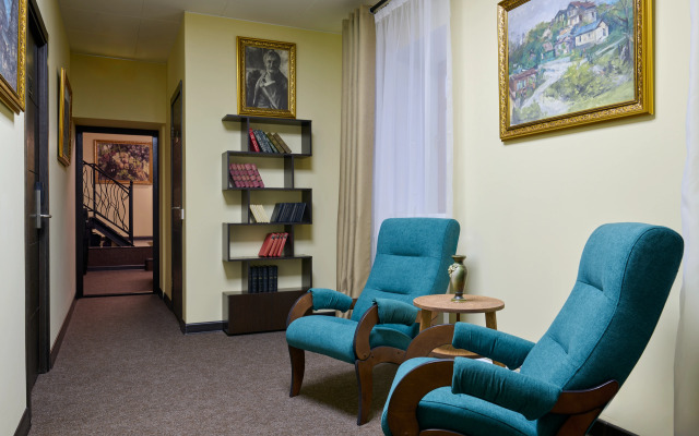 Dom Khudozhnikov Korovinykh Mini-hotel