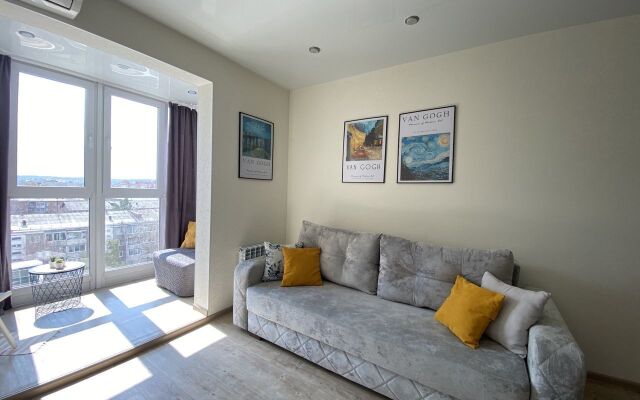 Квартира на Байкальской 208