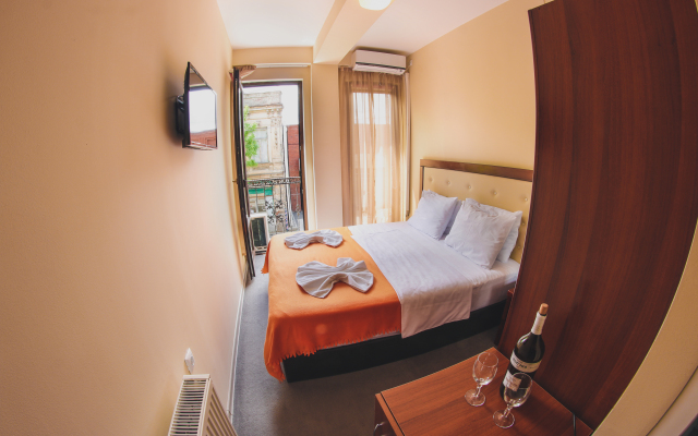 Rogas Home Hotel