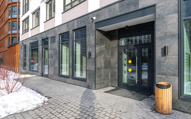 U metro Ladozhskaya Flat