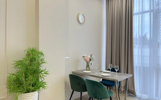 inSochi v samom centre Sochi na Navaginskoj N547 Apartments