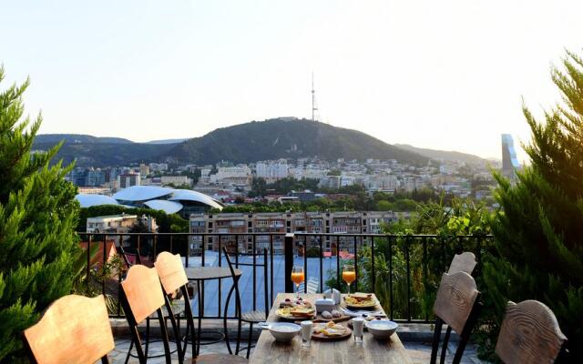 Old Terrace Mini-Hotel